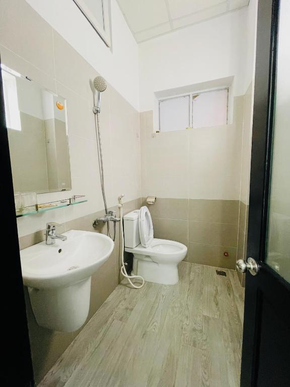 Full House Homestay - 9