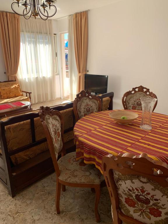 Classic apartment - Image 5
