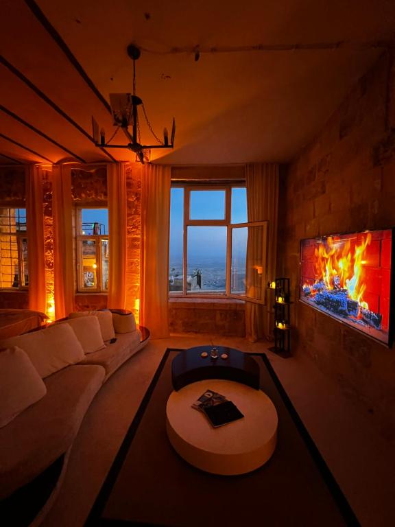 Luxury stone home at old town-nova boutiuqe home - Housity
