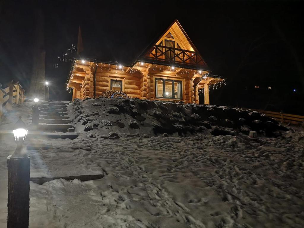 Budova, v ktorej sa horská chata nachádza