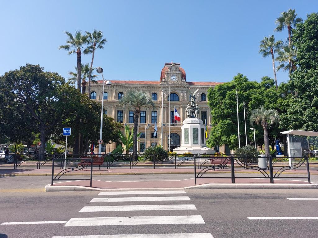 Fotografia z galérie ubytovania Cannes Centre - Sea View - Modern - Walking Distance Beach and Palais des Festivals v Cannes