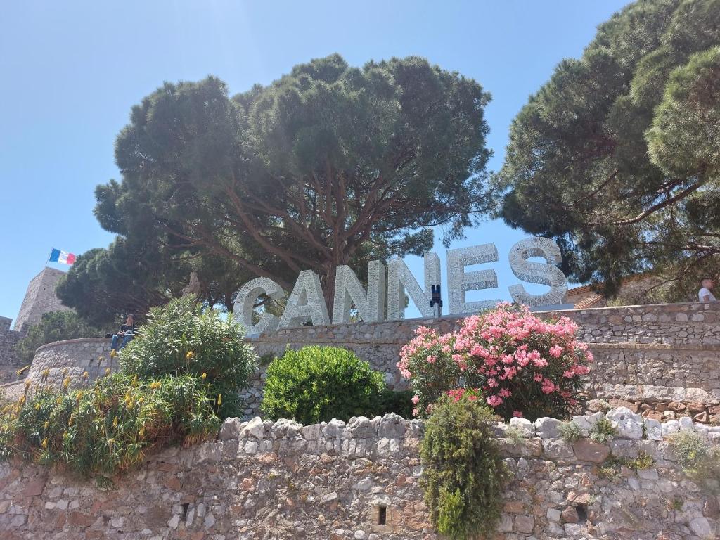 Fotografia z galérie ubytovania Cannes Centre - Sea View - Modern - Walking Distance Beach and Palais des Festivals v Cannes