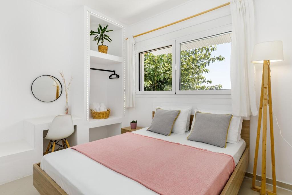A bed or beds in a room at Newly Built All Season Resort