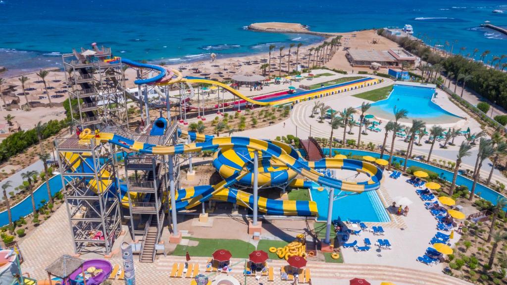 Bazén v ubytování Blend Club Aqua Resort nebo v jeho okolí