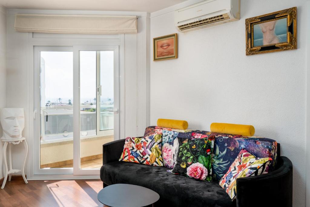 Posezení v ubytování WELCS APARTAMENTO 015 EMP con terraza y vistas