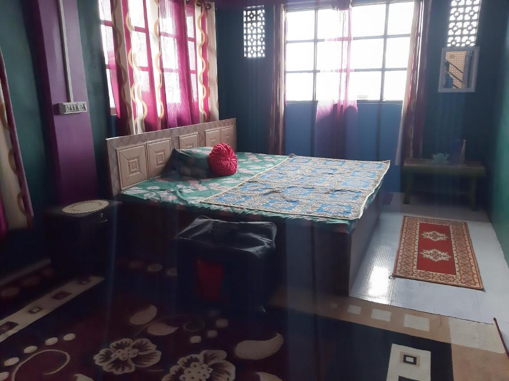 Posezení v ubytování Wonder Hill Parivaar homestay