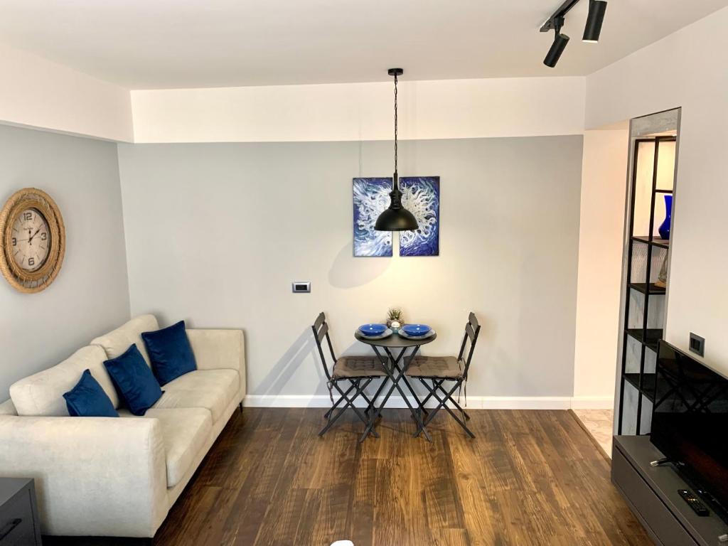 Center of Tirana "Blue Marine" Studio Apartment - Image 6