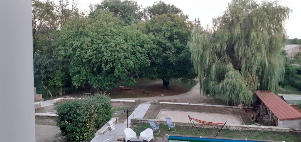 Vonkajšia záhrada v ubytovaní Le Domaine d'Élise Chambres et table d'hôtes - Vosges