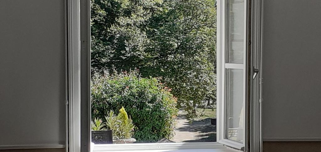 Vonkajšia záhrada v ubytovaní Le Domaine d'Élise Chambres et table d'hôtes - Vosges