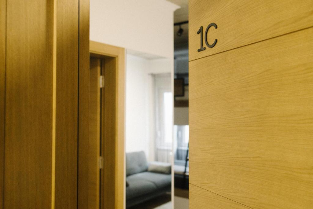 meebo apartments - Apartment