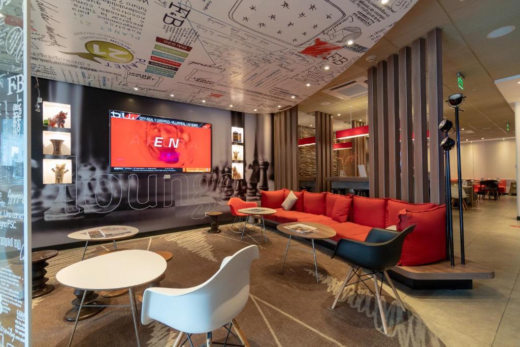 Posezení v ubytování ibis Lima Reducto Miraflores