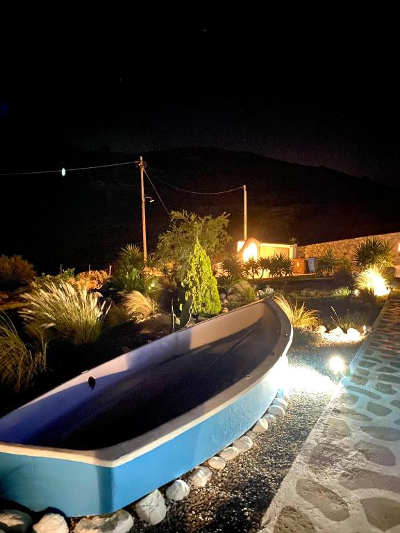 Bazén v ubytování Stelani Villas & Suites nebo v jeho okolí