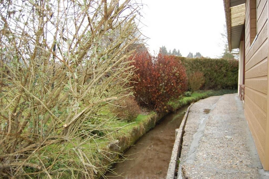 Le petit gîte de la Varenne外面的花园