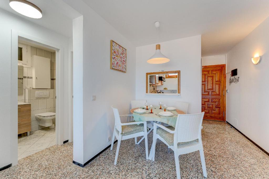 Zdjęcie z galerii obiektu Los Cristianos Achacay Bluesky Apartment w mieście Los Cristianos