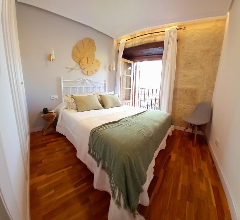 Postel nebo postele na pokoji v ubytování Premium Apartment PLAZA MAYOR