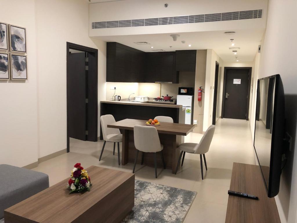 Azur Regency Hotel Apartments - One-Bedroom Apartment