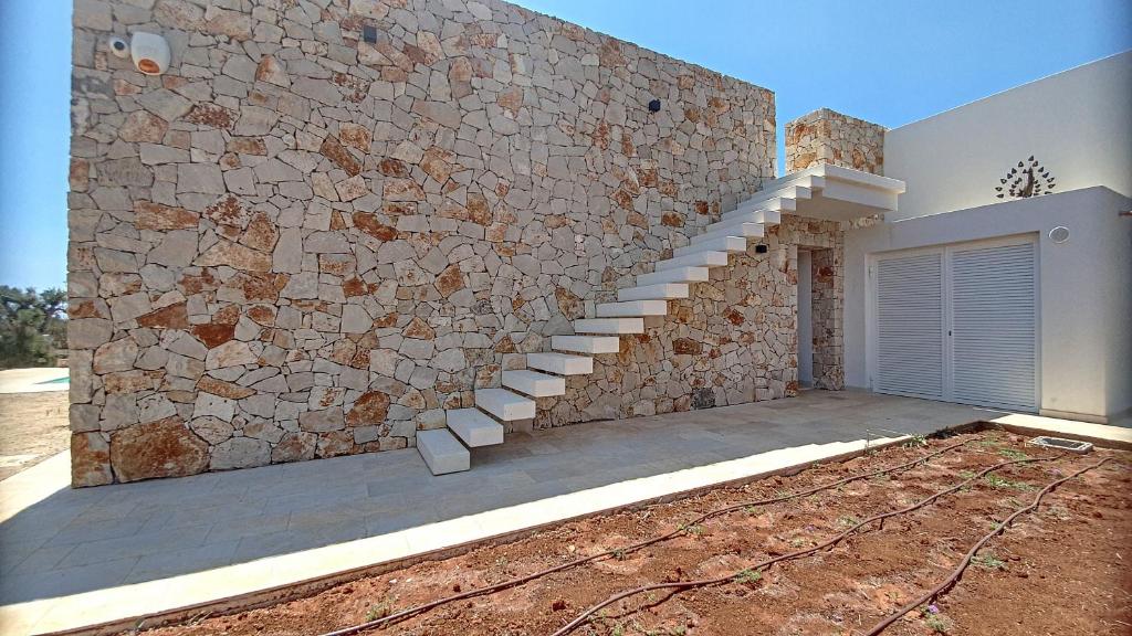 Fotografia z galérie ubytovania Modern 5-star villa with pool 1km from the sea v destinácii Leuca