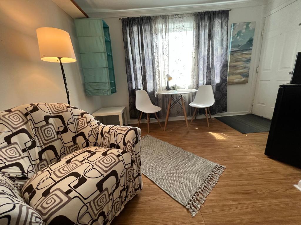 Posezení v ubytování Cobmin Ridge Motel