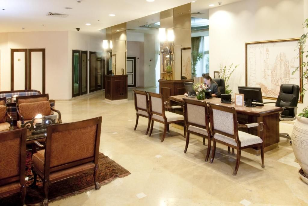 Posezení v ubytování Herods Vitalis Spa Hotel Eilat a Premium collection by Fattal Hotels