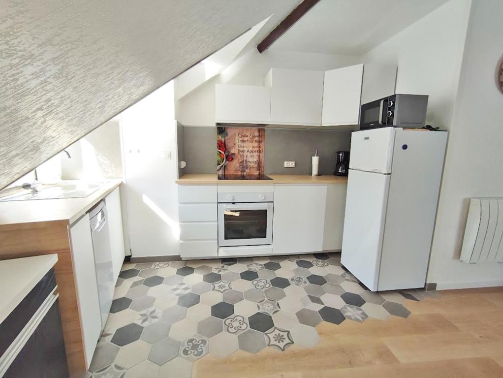 Résidence des Jardins, wifi, centre Luchon - Apartamento Com Vista Para A Montanha