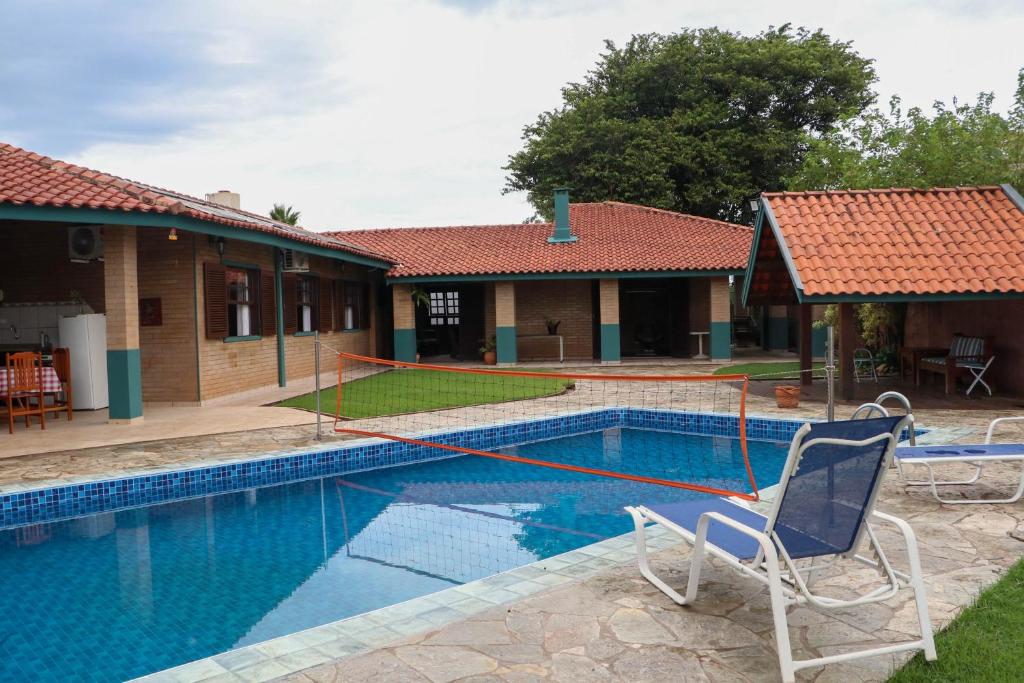 Agradável Chácara com Piscina Aquecida e Sauna