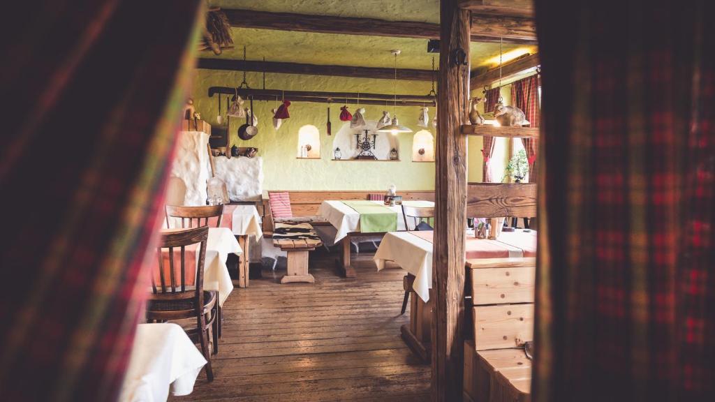 Część wypoczynkowa w obiekcie Penzion a Restaurace U Johana