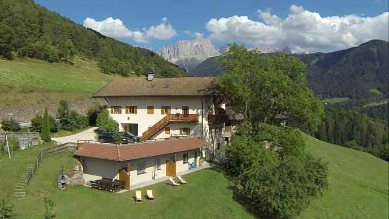 Nespecifikovaný výhled na hory nebo výhled na hory při pohledu z apartmánu