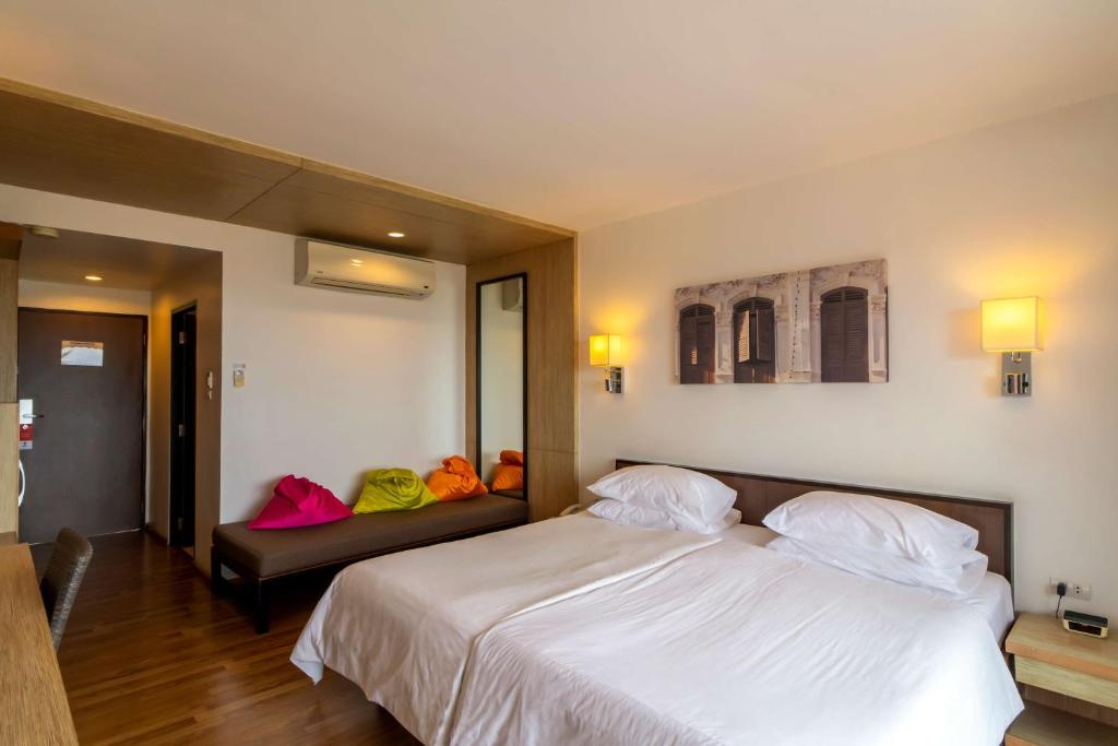 Best Western Phuket Ocean Resort - 18