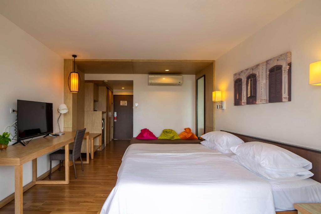 Best Western Phuket Ocean Resort - 19