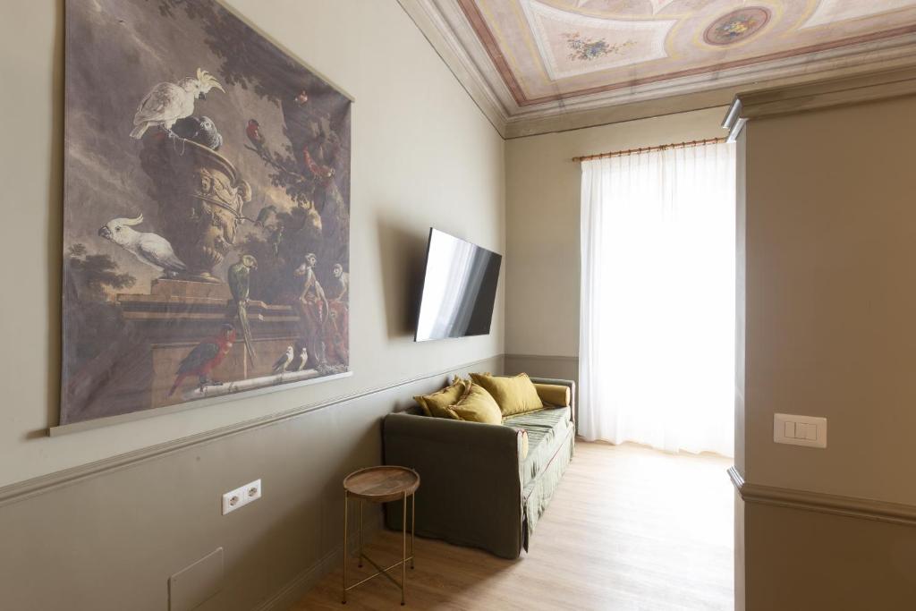 TV a/nebo společenská místnost v ubytování Hotel donna Francesca