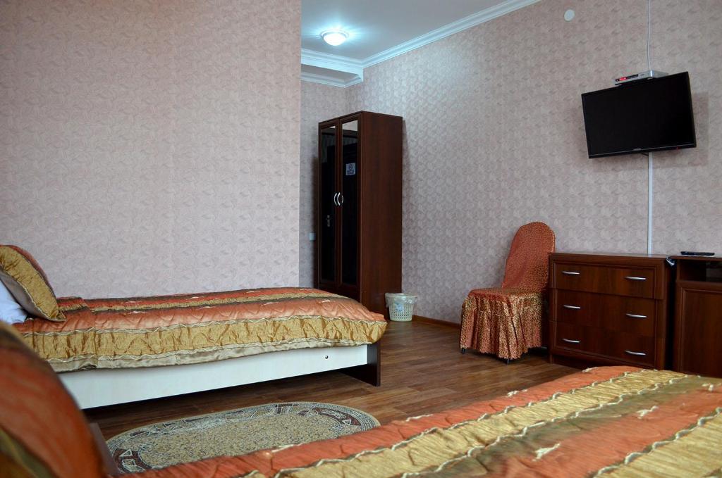 The Grand Hotel - Twin Room