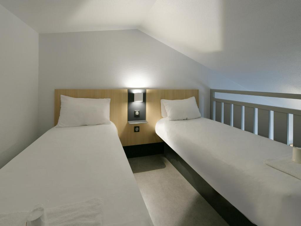 B&B HOTEL Le Mans Nord 2 - Vierbettzimmer – Nichtraucher