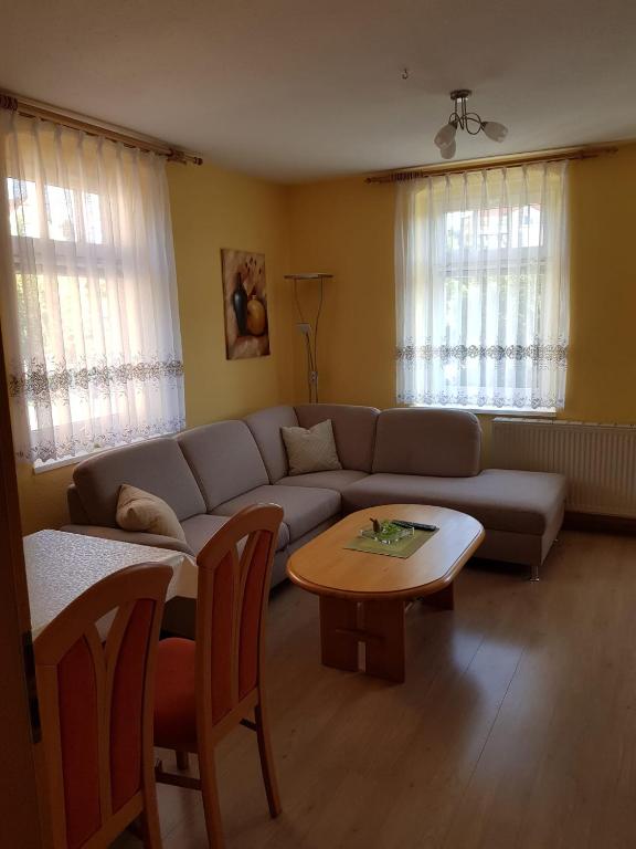 Posezení v ubytování Ferienwohnung Karlguth