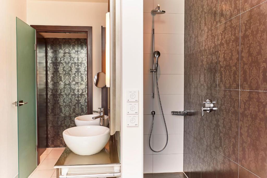 Steigenberger Hotel Herrenhof - Resim 18