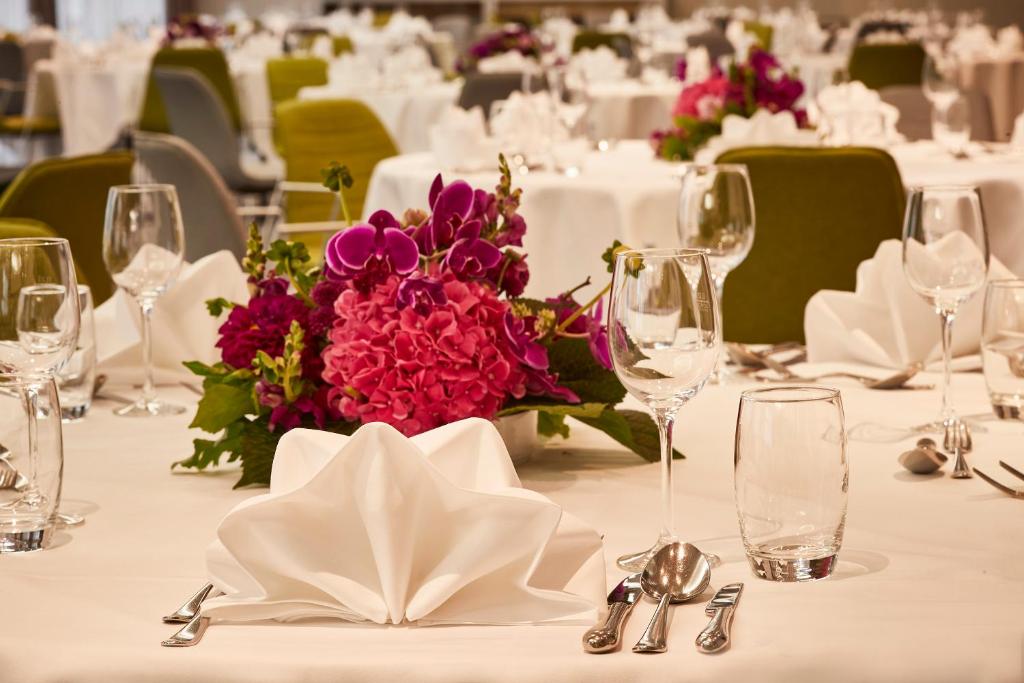 Steigenberger Hotel Herrenhof - Resim 7