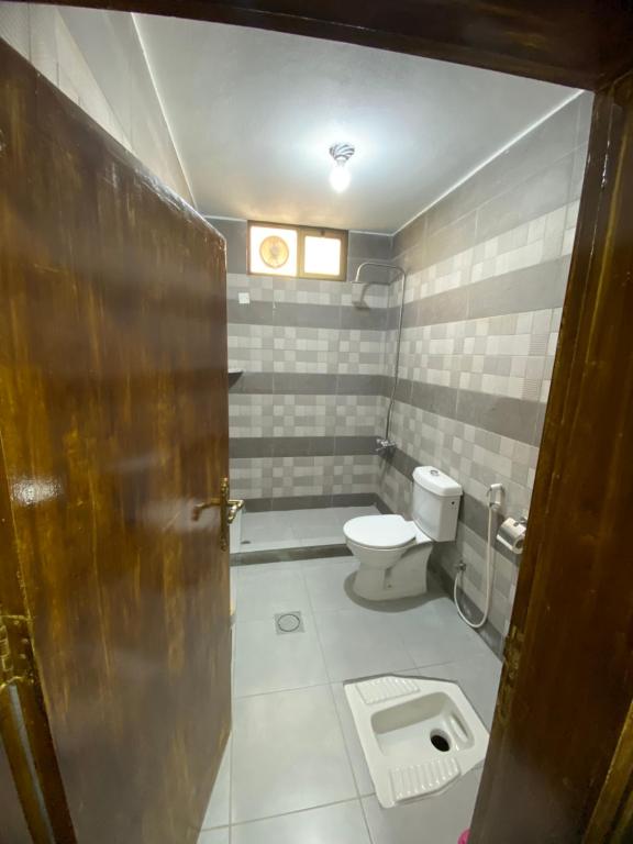 Koupelna v ubytování Omar Apartment