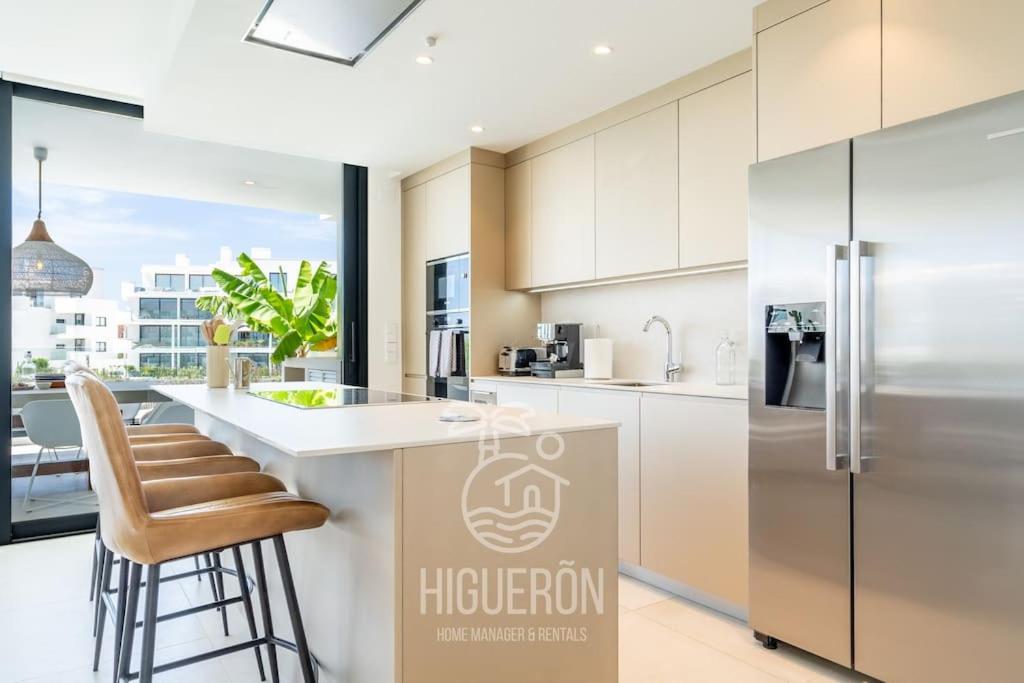 Kuchyň nebo kuchyňský kout v ubytování HigueronRentals Casa Linda