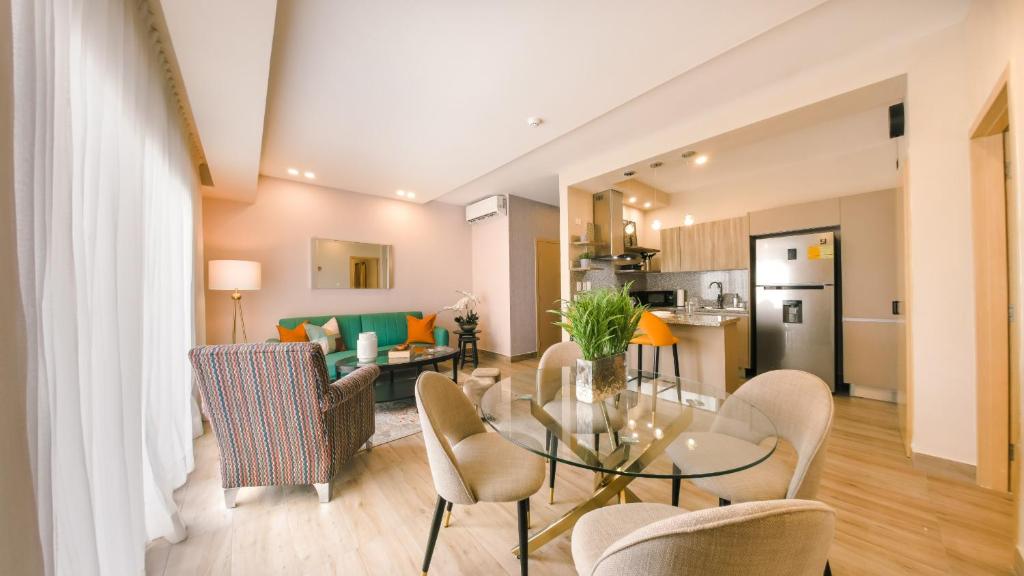 Χώρος καθιστικού στο Fully Serviced Apartment at Regatta Living II - 6C