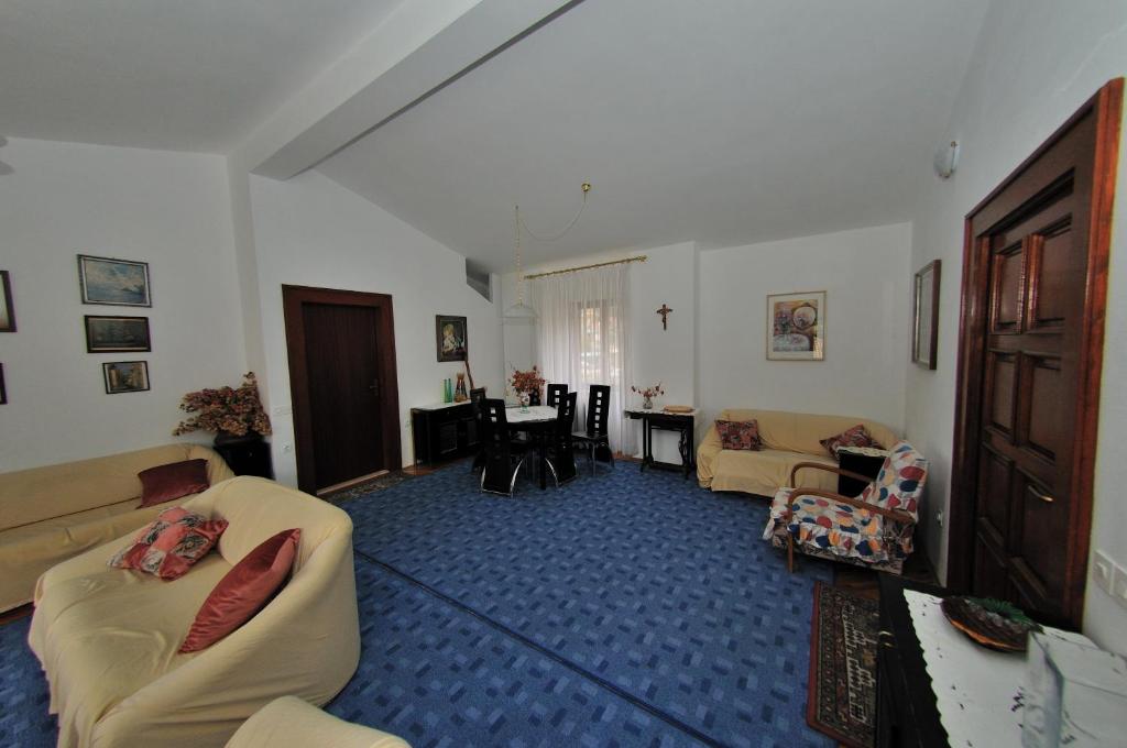 Posedenie v ubytovaní Apartment XXL Rio