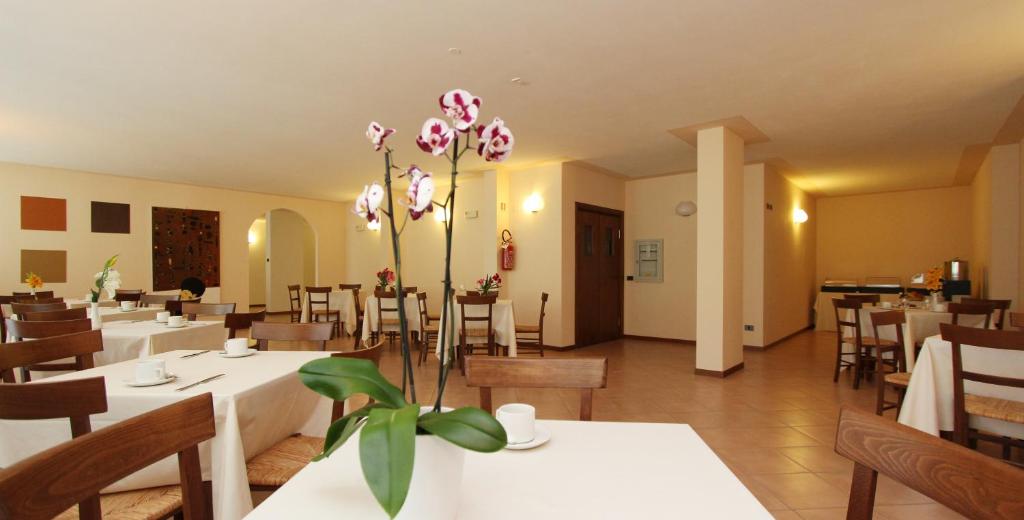 Posedenie v ubytovaní Hotel Garnì Al Poggio