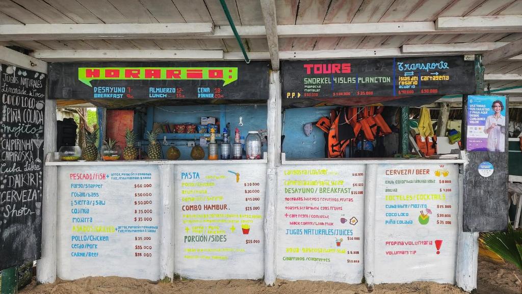 Majutusasutuses Hostal Playa Blanca olev sertifikaat, autasu, silt või muu dokument