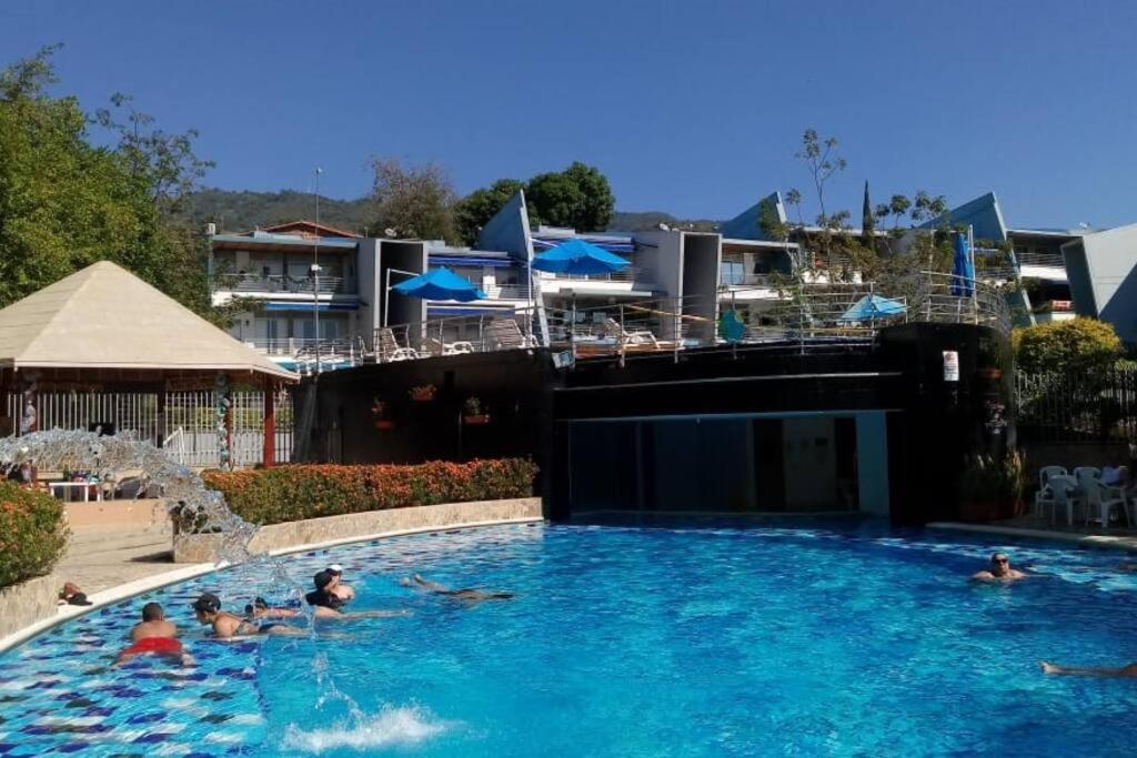 Kolam renang di atau dekat dengan Condominio Terrazas del Sol