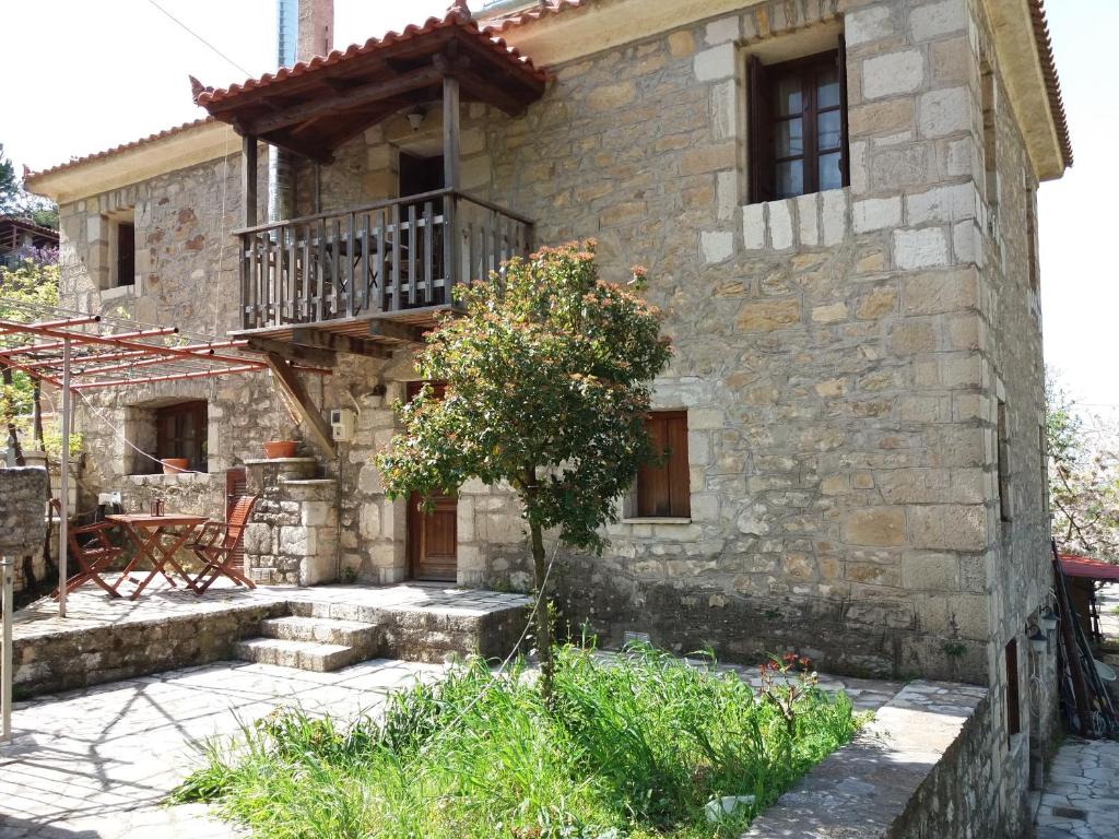 Φωτογραφία από το άλμπουμ του Beautiful stone house! σε Sellás