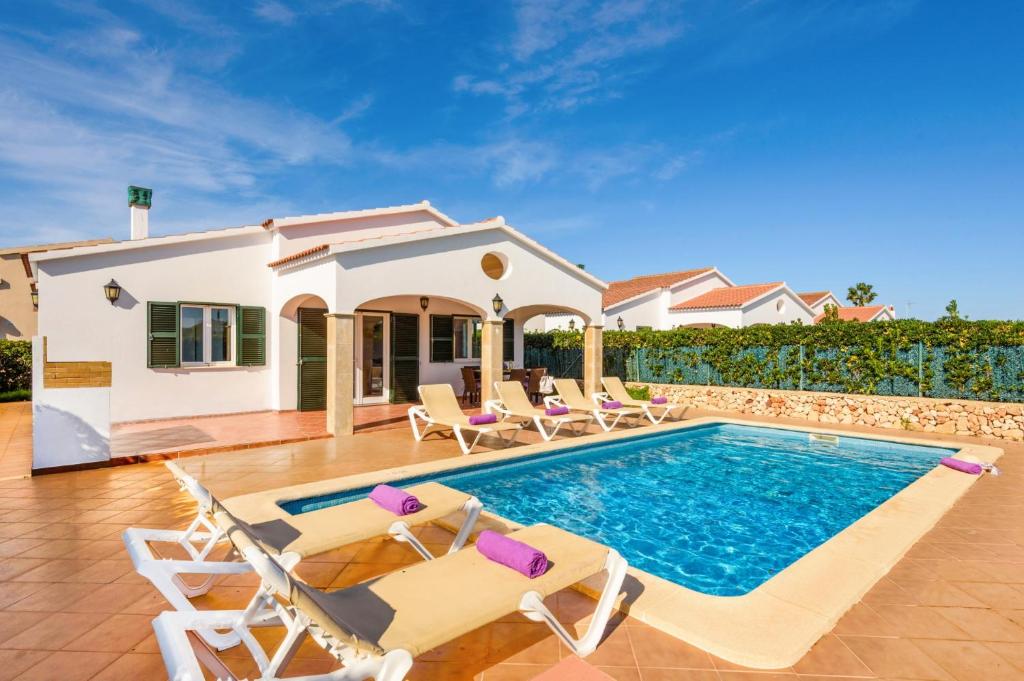 Bazén v ubytovaní Villa Maui by Villa Plus alebo v jeho blízkosti