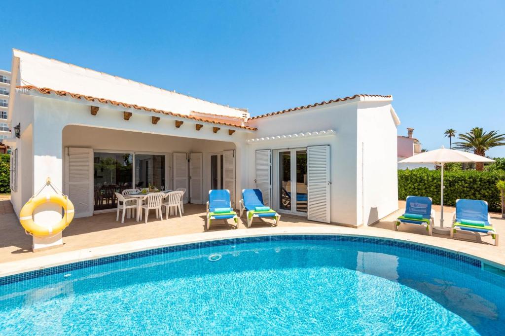 Villa Mencia by Villa Plus, SAlgar – Precios actualizados 2023