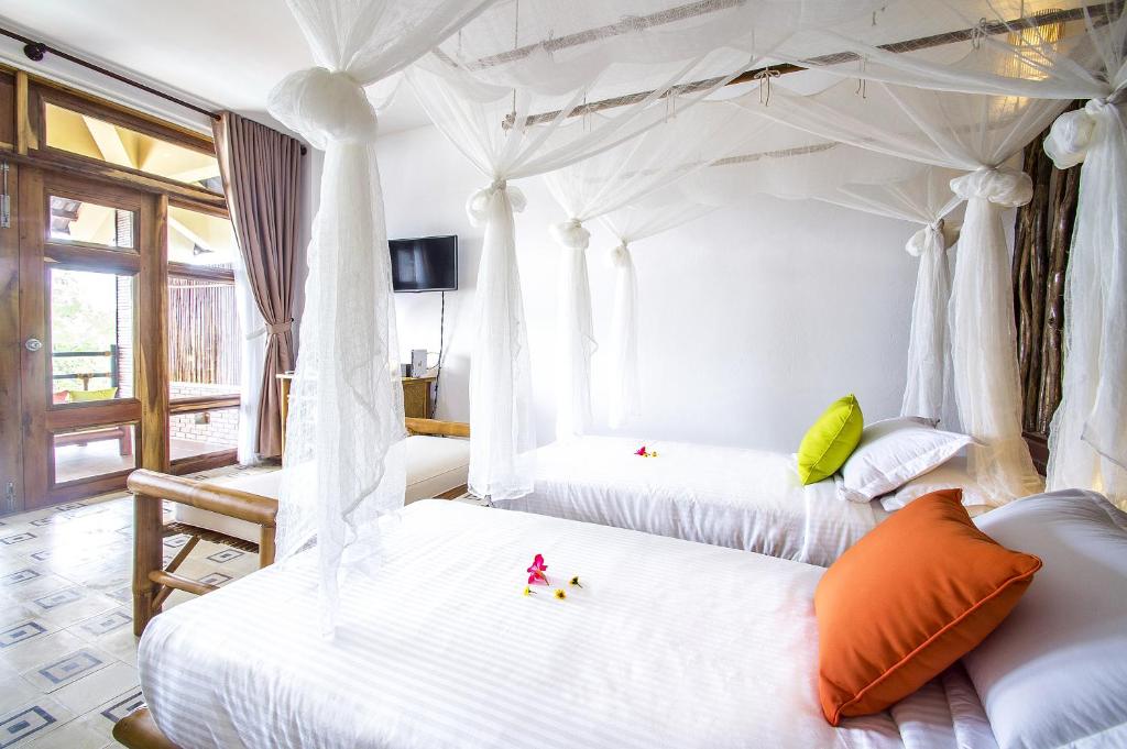 The Island Lodge - Zweibettzimmer Mit Poolblick