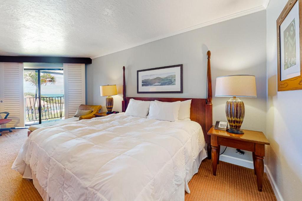 Kauai Beach Resort 3326, Lihue, USA