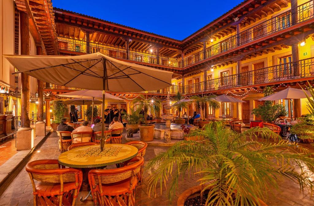 Restaurace v ubytování Hotel la Parroquia