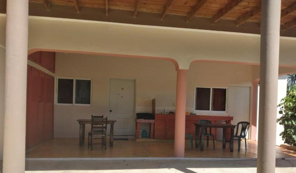 Patio nebo venkovní prostory v ubytování Gipsy Ranch Rooms