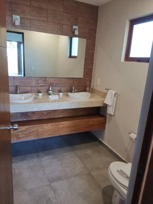 Koupelna v ubytování Casa Diany